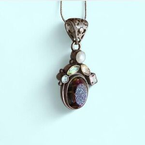 Elegant Multicolor Stone Pendant Necklace